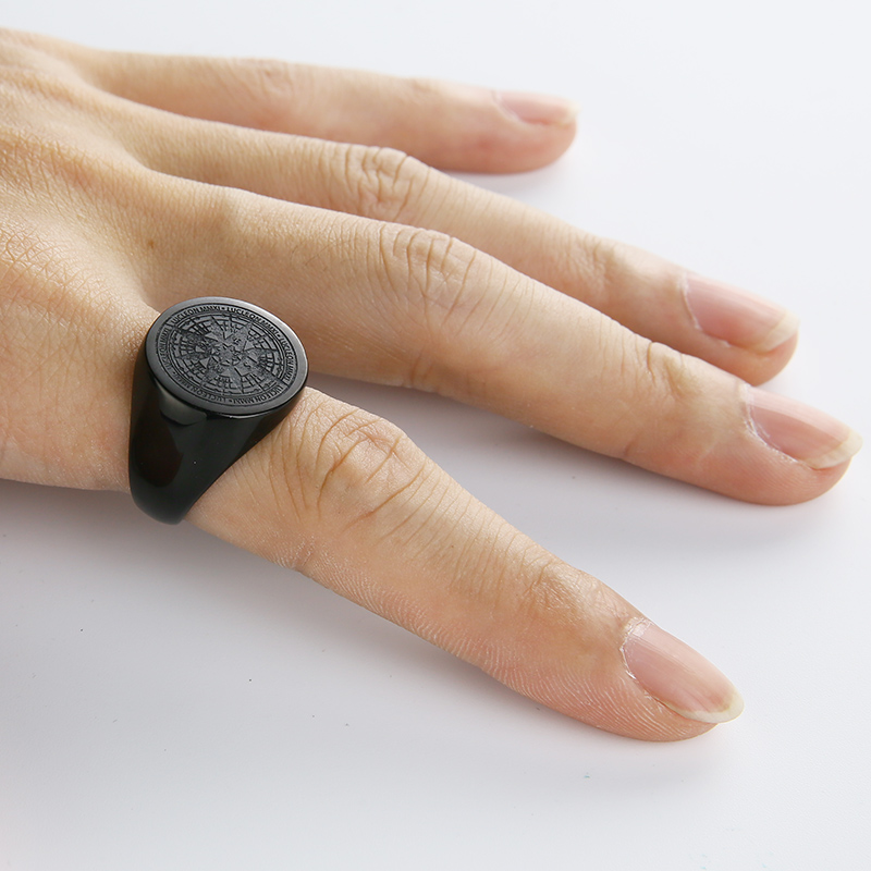 Men's Simple Compass Patterned Ring
