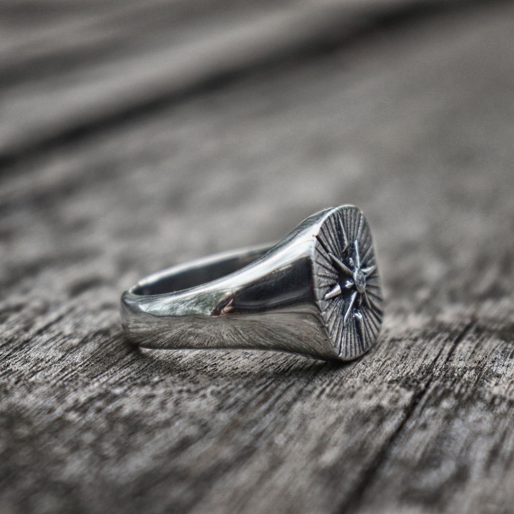 Polaris Star Patterned Ring