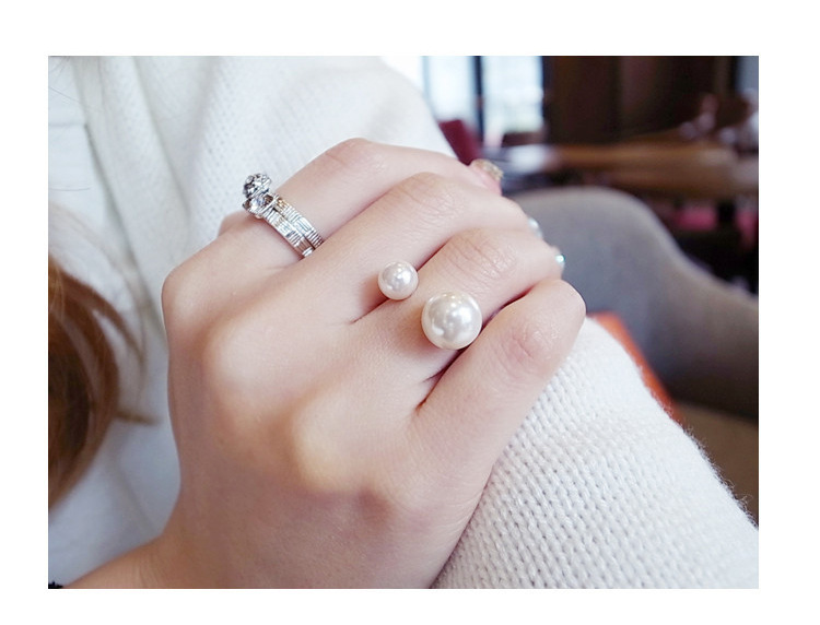 Stylish Fashion Big Pearl Adjustable Rings For Women