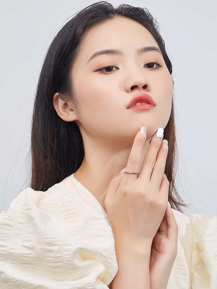 Women's Rainbow Color Finger Ring