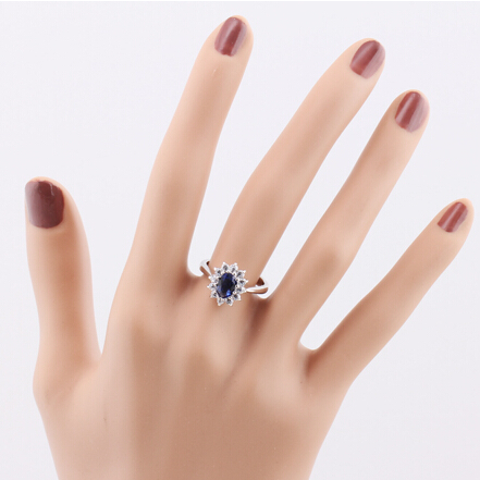 Women's Princess Kate Style Ring